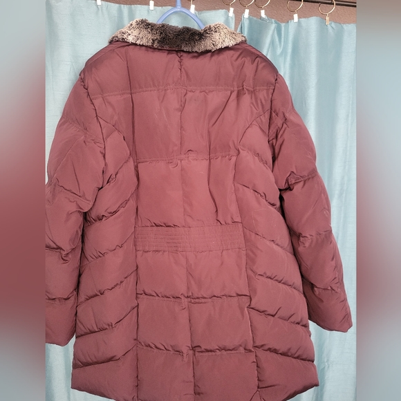 Bianca Nyguard Down & Feather Parka with faux fur collar and removable hood - Picture 11 of 14